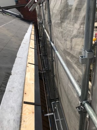 奈良市 雨樋金具 設置