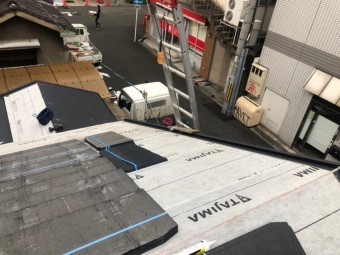 屋根材の設置