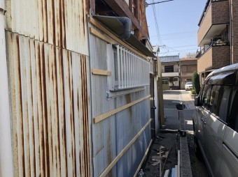 斑鳩町 トタン外壁 胴縁設置