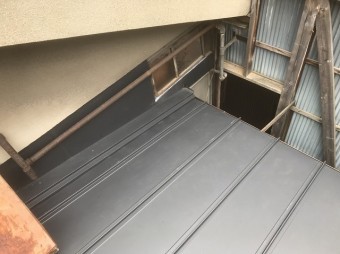 橿原市 立平葺きに交換 完成