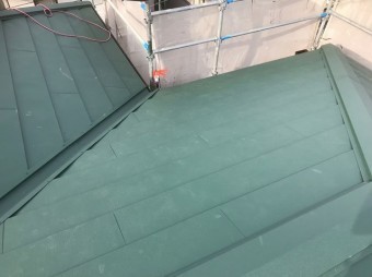 橿原市 スーパーガルテクト屋根