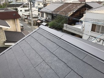 スレート設置中
