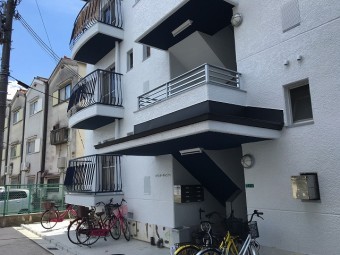 奈良市のマンションの玄関雨樋リフォーム