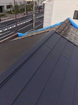 長屋の一棟にガルテクト