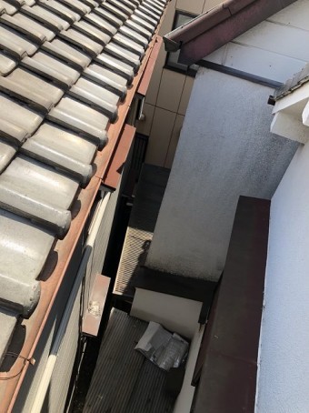 奈良市陶器瓦屋根の色あせ
