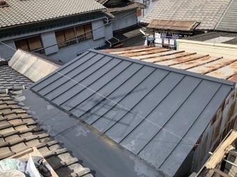 奈良 金属屋根 重ね葺き完成