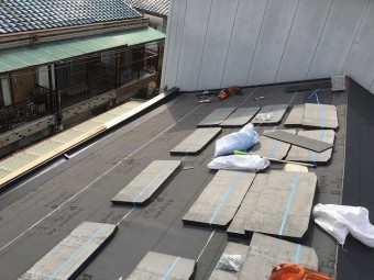 防水紙 貼り付け