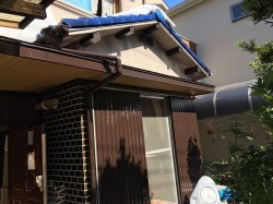 工事前の玄関付近の様子