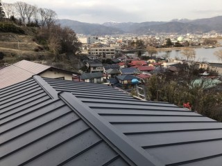 葺き替え完成後の屋根