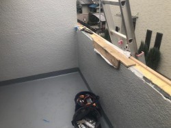 桜井市のベランダ手摺りの笠木