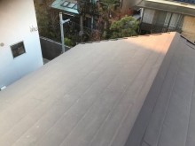 スーパーガルテクトの設置で屋根完成