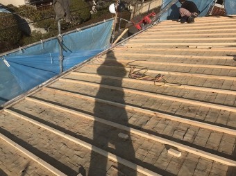 屋根のかさ上げの様子