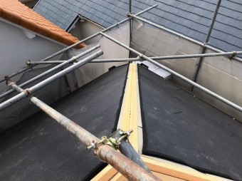 五條市の屋根のスーパーガルテクト設置