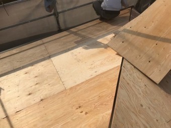 天理市 セメント瓦 野地板設置