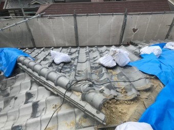 奈良市 和瓦 無料点検の様子
