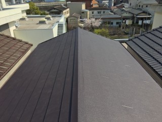 葺き替え完成後の屋根