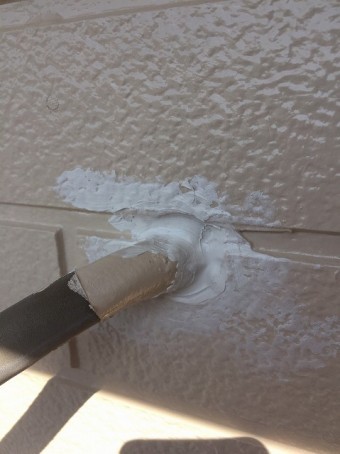 配線引き込み部分の防水塗装