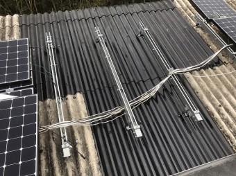 屋根張り替え後の塗装