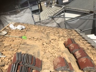 斑鳩町 和瓦 撤去作業
