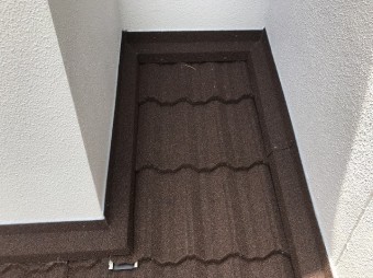 下屋 ベランダ下