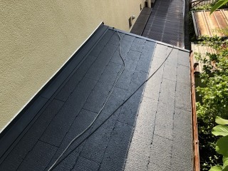 新しく生まれ変わったスレート下屋