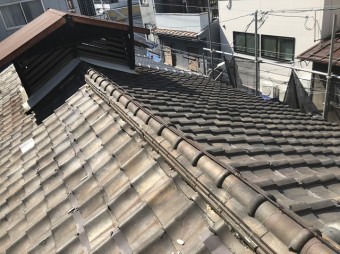 屋根の工事を始める前の様子