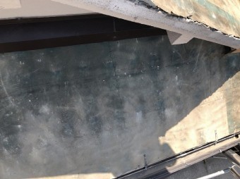 瓦撤去後の屋根