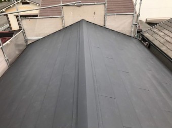 王寺町のスーパーガルテクト屋根完成