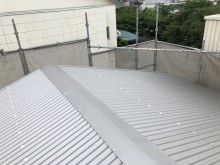 王寺町のリファインルーフ屋根の倉庫