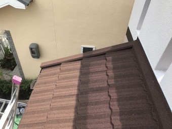 下屋 ベランダ下