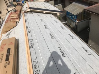 橿原市 ルーフィング 貼り付け