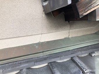 橿原市の外壁のクラック