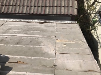 瓦撤去後の屋根