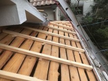 不陸調整完了の下屋