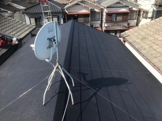 香芝市でスーパーガルテクト屋根が完成