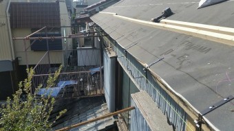雨どい固定金具付け