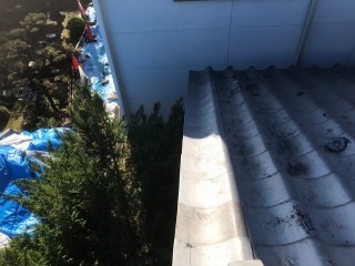 ケラバの剥がれと破損