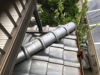 上牧町 いぶし瓦屋根 下屋根 施工後