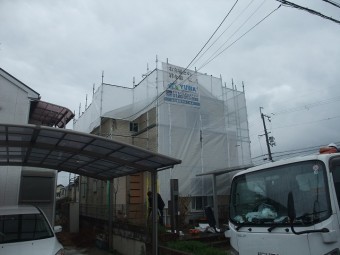 足場設置の様子