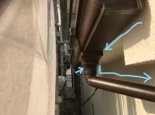 雨樋の取り換え工事と水の流れ