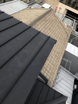 奈良市の台風被害の立平葺き施工後