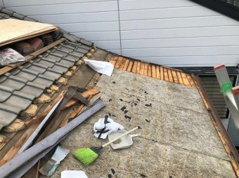 軒先の板金をガルテクトへ葺き替え