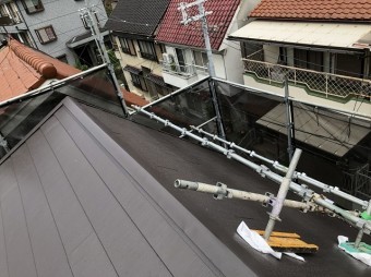 横暖ルーフ葺き替え完成の屋根