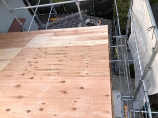 野地板を張った屋根