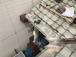 瓦撤去