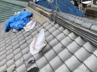 橿原市の和瓦屋根の崩れた棟