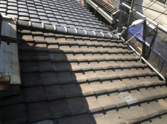 隣との境界部分の屋根