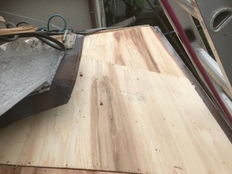 屋根強化で野地板の増し張り