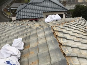 葛城市 雨漏り棟瓦 棟瓦撤去