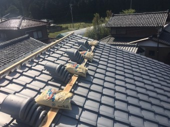 瓦設置準備